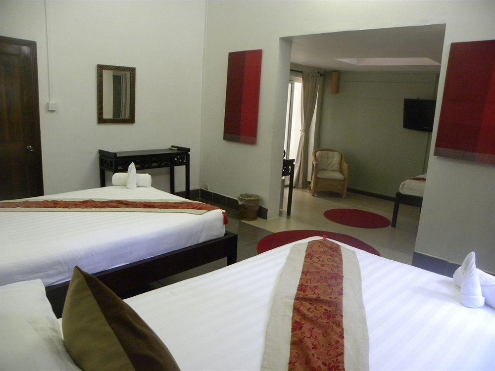 The Willow Boutique Hotel Пном Пен Екстериор снимка